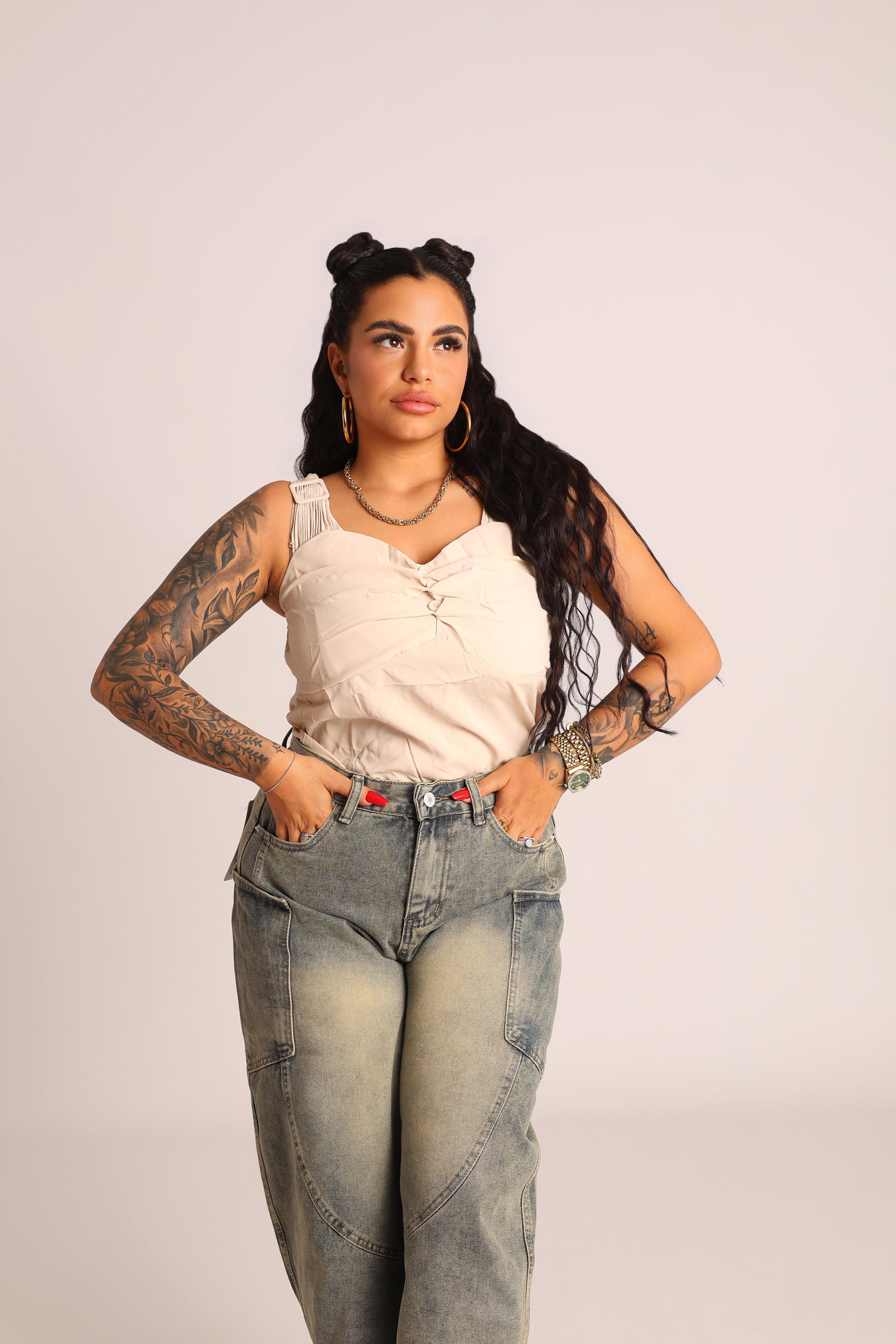 TOP DETAILS SQUARE - MIL