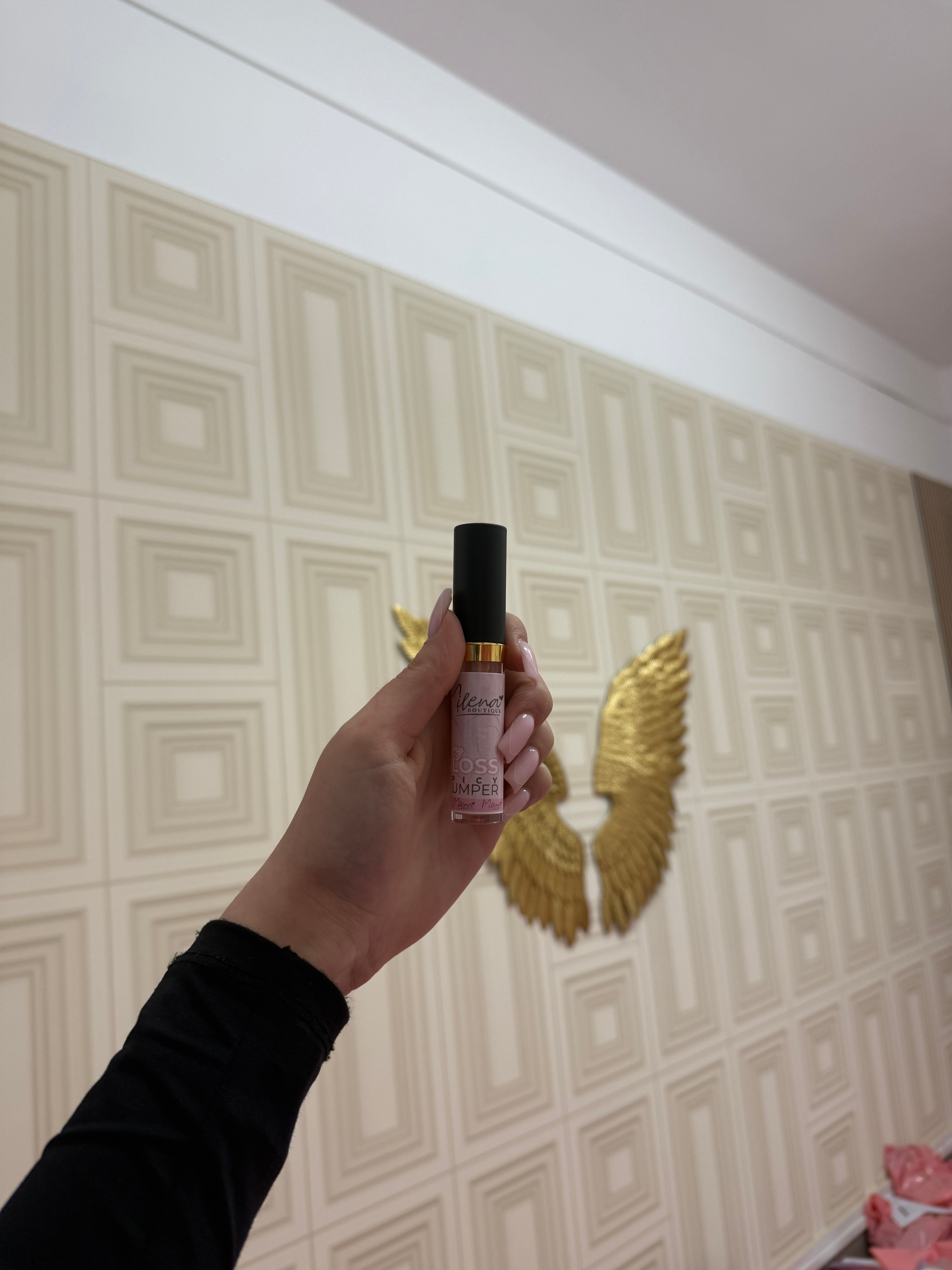 GLOSS PLUMPER - MILENABEAUTY