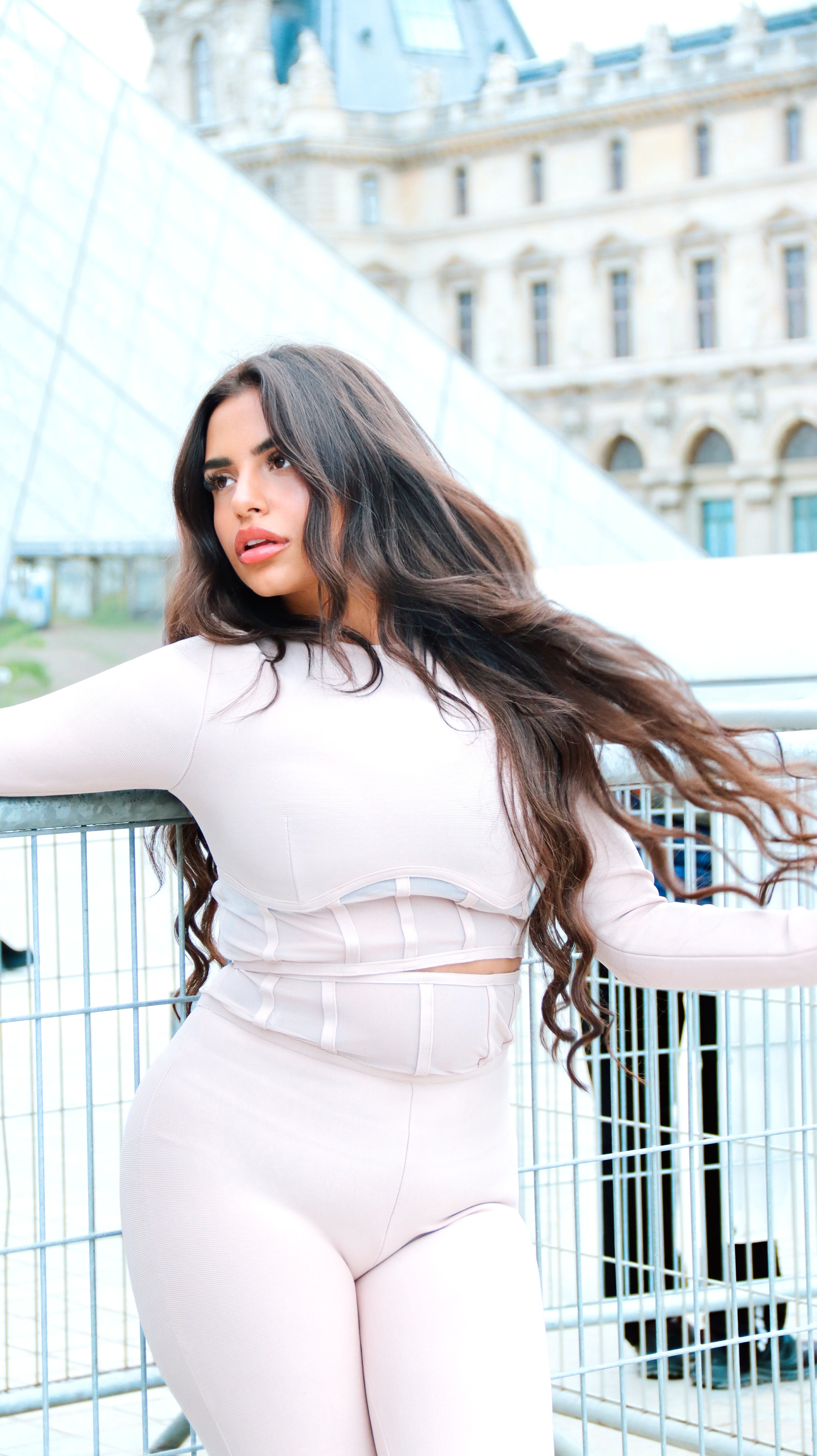 COORDINATO BEIGE MIL